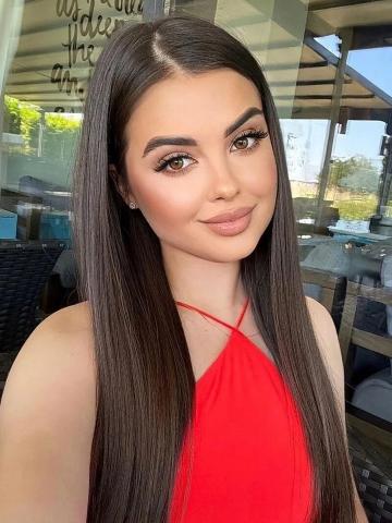 Яна Зажжём Реал фото 2