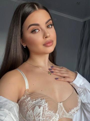 Яна Зажжём Реал фото 3